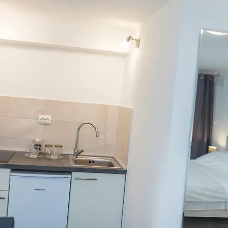 Апартаменты Goran *